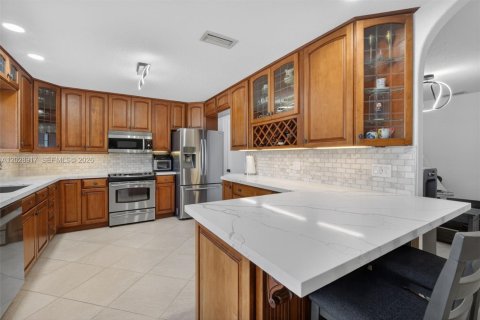 Villa ou maison à vendre à Deerfield Beach, Floride: 3 chambres, 190.26 m2 № 2185910 - photo 15