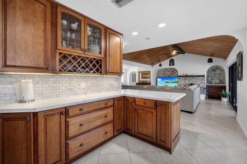 Villa ou maison à vendre à Deerfield Beach, Floride: 3 chambres, 190.26 m2 № 2185910 - photo 17