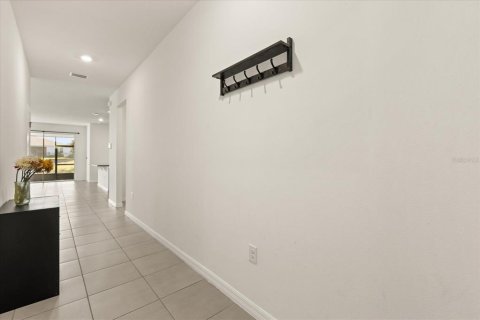 Villa ou maison à vendre à Wildwood, Floride: 3 chambres, 168.15 m2 № 2156128 - photo 4