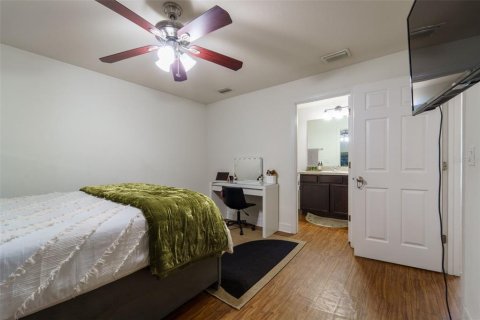 Appartement à louer à Tampa, Floride: 2 chambres, 215.53 m2 № 1913028 - photo 18