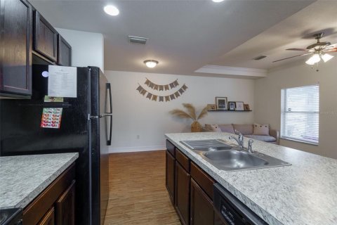 Appartement à louer à Tampa, Floride: 2 chambres, 215.53 m2 № 1913028 - photo 10