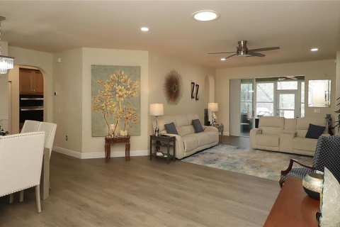 House in Ocala, Florida 3 bedrooms, 188.59 sq.m. № 1905561 - photo 6