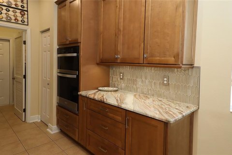 House in Ocala, Florida 3 bedrooms, 188.59 sq.m. № 1905561 - photo 14