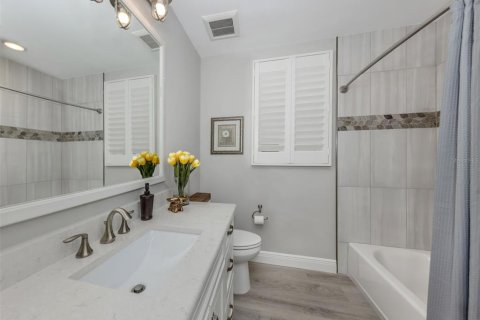 Condominio en venta en Venice, Florida, 3 dormitorios, 167.41 m2 № 1906306 - foto 26