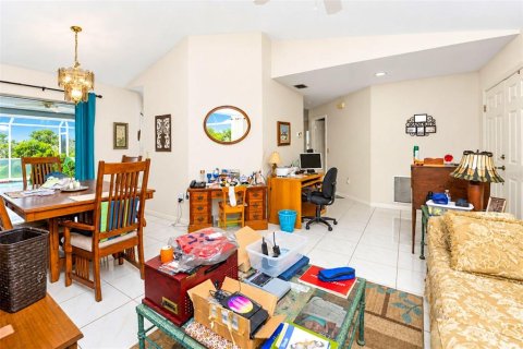 Villa ou maison à vendre à Punta Gorda, Floride: 3 chambres, 163.6 m2 № 2410646 - photo 9
