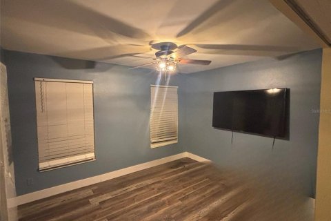 Villa ou maison à vendre à Oldsmar, Floride: 3 chambres, 184.88 m2 № 2416520 - photo 14