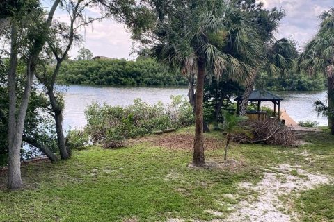 Villa ou maison à vendre à Oldsmar, Floride: 3 chambres, 184.88 m2 № 2416520 - photo 4