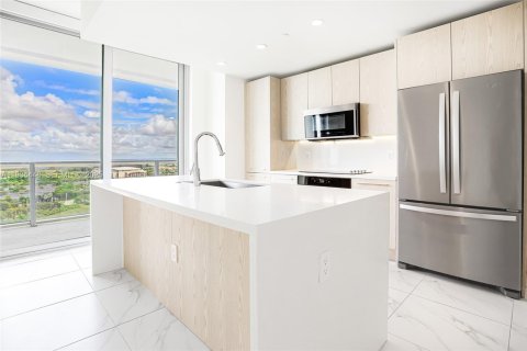 Condo in Sunrise, Florida, 3 bedrooms  № 2035589