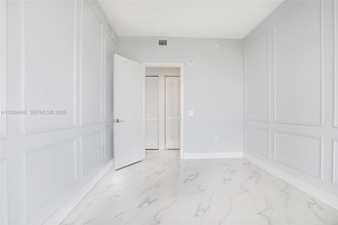 Condo in Sunrise, Florida, 3 bedrooms  № 2035589 - photo 23