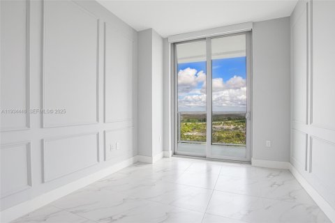 Condo in Sunrise, Florida, 3 bedrooms  № 2035589 - photo 22