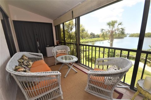 Condo in Sarasota, Florida, 1 bedroom  № 1424825 - photo 9
