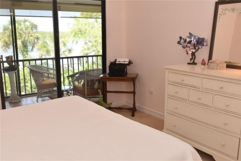 Condo in Sarasota, Florida, 1 bedroom  № 1424825 - photo 17