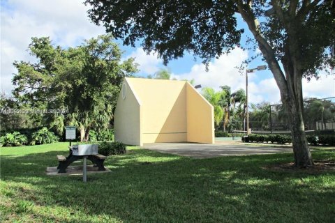 Condo in Coconut Creek, Florida, 2 bedrooms  № 2001480 - photo 26