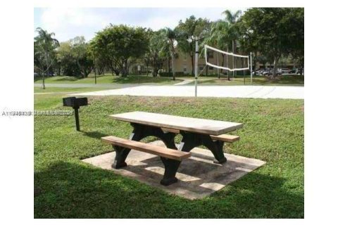 Condo in Coconut Creek, Florida, 2 bedrooms  № 2001480 - photo 30