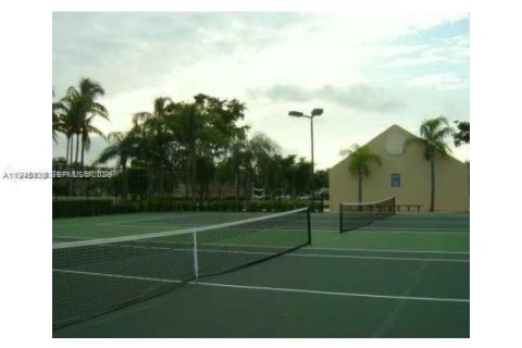 Condo in Coconut Creek, Florida, 2 bedrooms  № 2001480 - photo 23