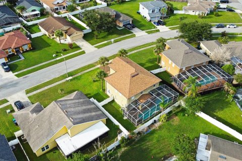 House in Orlando, Florida 4 bedrooms, 277.59 sq.m. № 2196120 - photo 29