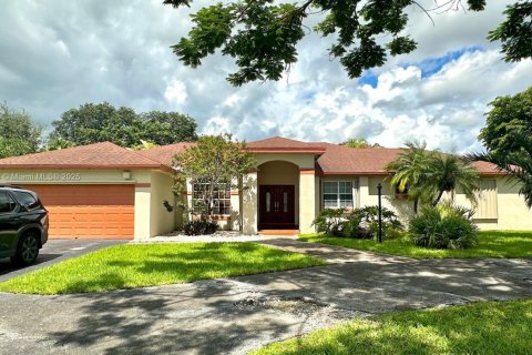 Снять в аренду виллу или дом в Хомстед, Флорида 4 спальни, 189.52м2, № 1931689 - фото 2