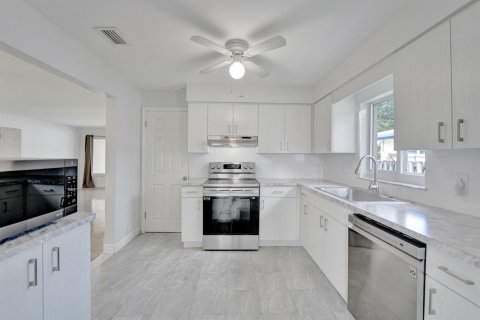 Villa ou maison à vendre à Fort Lauderdale, Floride: 3 chambres, 143.35 m2 № 2087470 - photo 7