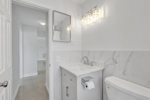 Villa ou maison à vendre à Fort Lauderdale, Floride: 3 chambres, 143.35 m2 № 2087470 - photo 19