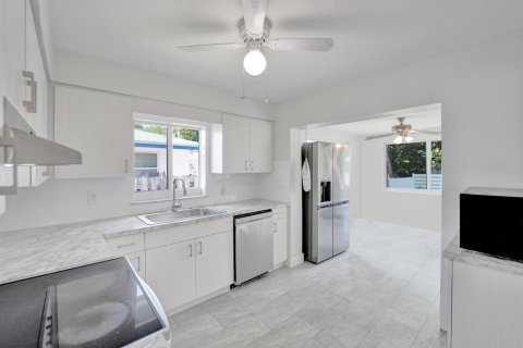 Villa ou maison à vendre à Fort Lauderdale, Floride: 3 chambres, 143.35 m2 № 2087470 - photo 9