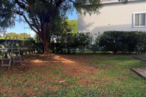 House in Homestead, Florida 4 bedrooms, 163.69 sq.m. № 2052979 - photo 7