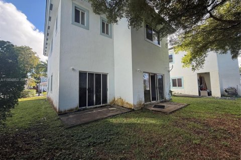 House in Homestead, Florida 4 bedrooms, 163.69 sq.m. № 2052979 - photo 4