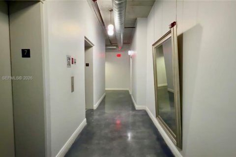 Condominio en venta en Miami, Florida, 2 dormitorios, 85.93 m2 № 2043784 - foto 25