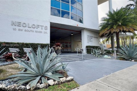 Condominio en venta en Miami, Florida, 2 dormitorios, 85.93 m2 № 2043784 - foto 3