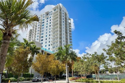 Condominio en venta en Miami, Florida, 2 dormitorios, 85.93 m2 № 2043784 - foto 2