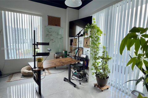 Condominio en venta en Miami, Florida, 2 dormitorios, 85.93 m2 № 2043784 - foto 15