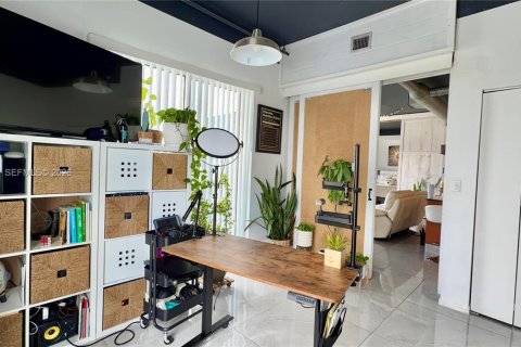 Condominio en venta en Miami, Florida, 2 dormitorios, 85.93 m2 № 2043784 - foto 16