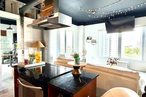 Condominio en venta en Miami, Florida, 2 dormitorios, 85.93 m2 № 2043784 - foto 5