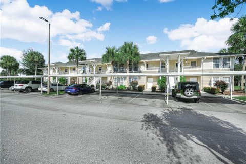 Condominio en venta en Mulberry, Florida, 2 dormitorios, 97.83 m2 № 1917930 - foto 1