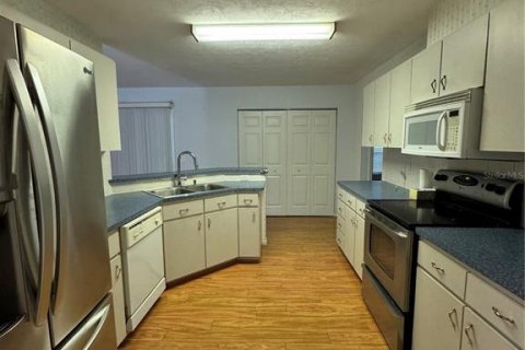 Casa en alquiler en Gainesville, Florida, 3 dormitorios, 158.03 m2 № 1906914 - foto 5
