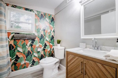 House in Tampa, Florida 2 bedrooms, 76.92 sq.m. № 2237833 - photo 9