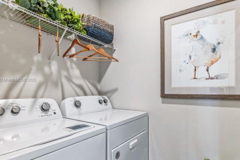 House in LaBelle, Florida 4 bedrooms № 1960080 - photo 11