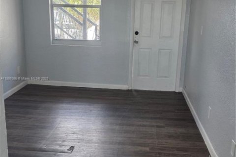 Appartement à louer à Miami, Floride: 2 chambres № 1949897 - photo 7