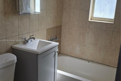 Appartement à louer à Miami, Floride: 2 chambres № 1949897 - photo 3
