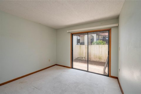 Condo in Lake Wales, Florida, 2 bedrooms  № 1736948 - photo 17