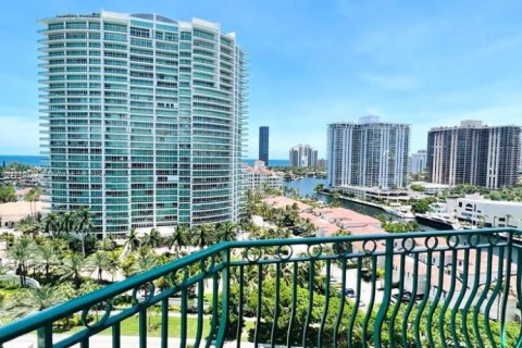 Снять в аренду кондоминиум в Авентура, Флорида 3 спальни, 148.64м2, № 2034648 - фото 10