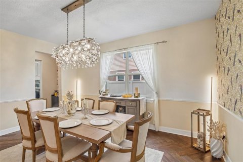 Villa ou maison à vendre à Tampa, Floride: 5 chambres, 432 m2 № 2098508 - photo 10