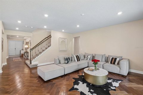 Villa ou maison à vendre à Tampa, Floride: 5 chambres, 432 m2 № 2098508 - photo 5