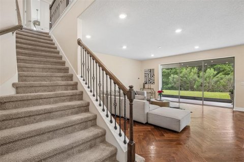 Villa ou maison à vendre à Tampa, Floride: 5 chambres, 432 m2 № 2098508 - photo 4