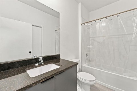 Touwnhouse à vendre à Kissimmee, Floride: 3 chambres, 126.35 m2 № 2425820 - photo 24