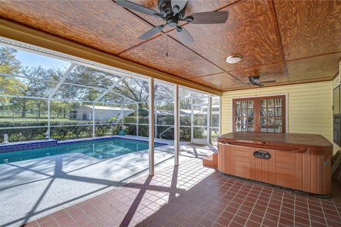 House in Dade City, Florida 3 bedrooms, 237.64 sq.m. № 1517087 - photo 28