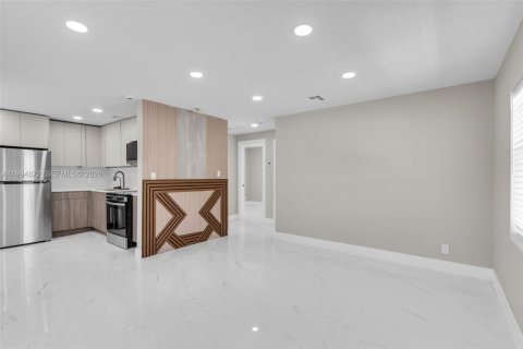 Villa ou maison à Riviera Beach, Floride 2 chambres, 67.35 m2 № 2090292