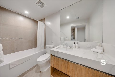 Copropriété à vendre à Miami, Floride: 2 chambres, 85.93 m2 № 2243638 - photo 5