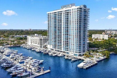 Copropriété à vendre à North Miami Beach, Floride: 2 chambres, 159.61 m2 № 1994669 - photo 4