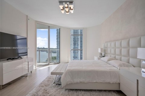 Copropriété à vendre à North Miami Beach, Floride: 2 chambres, 159.61 m2 № 1994669 - photo 17