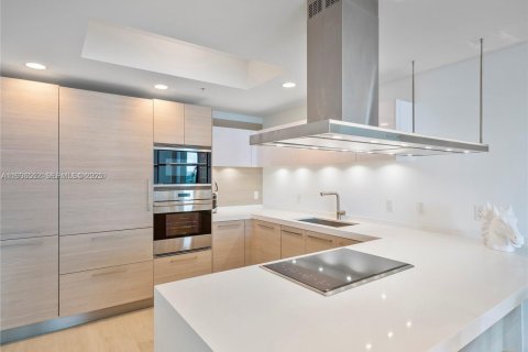 Copropriété à vendre à North Miami Beach, Floride: 2 chambres, 159.61 m2 № 1994669 - photo 10